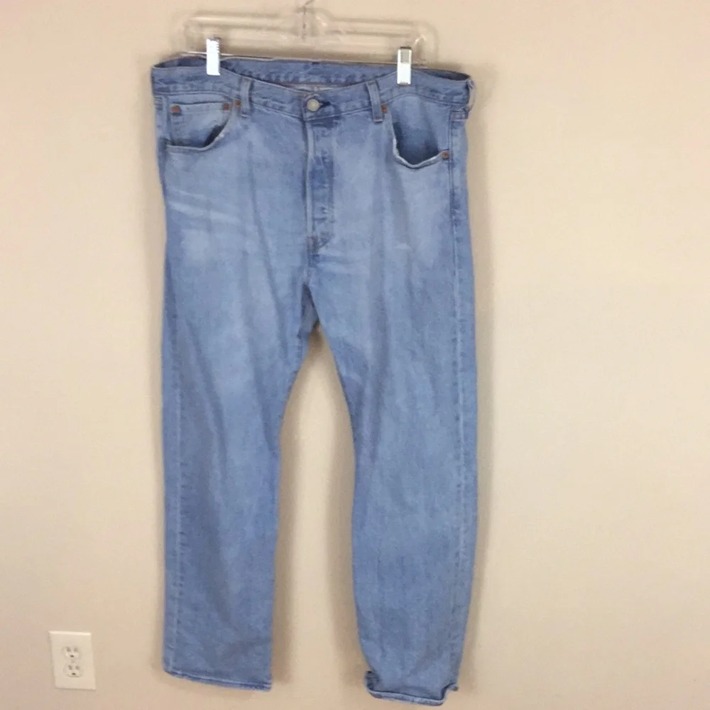 Levi’s 501 Button Fly Red Tab Straight Leg Jeans Broken In just right 36x30